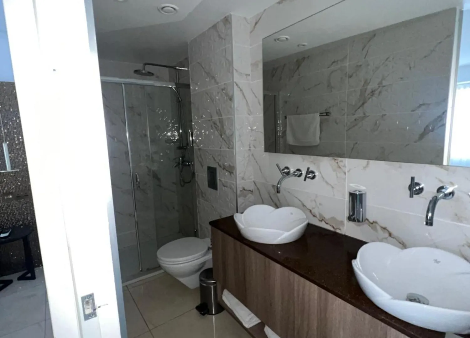 לרנקה Tuck Inn קפריסין